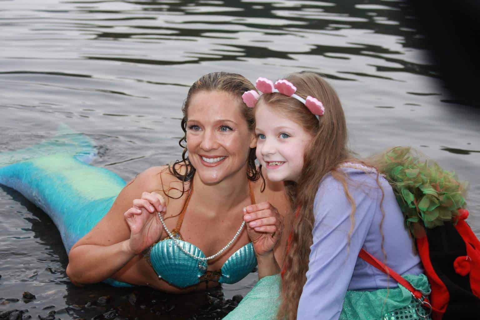 Interview with professional mermaid Linden Wolbert 2 Mermaid Linden