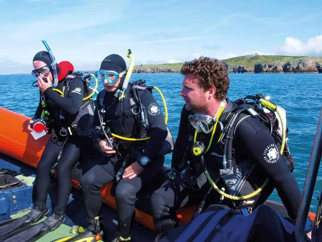 DIVE LIKE A PRO: RIB diving 3 RIB diving 1