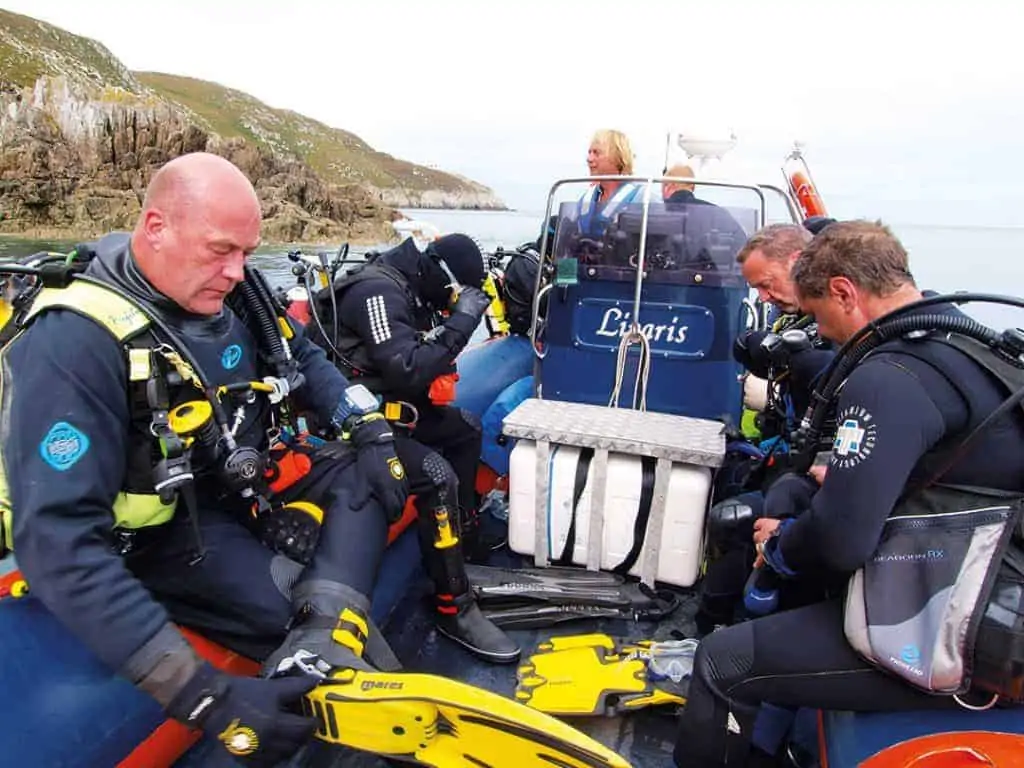 DIVE LIKE A PRO: RIB diving 4 RIB diving 2