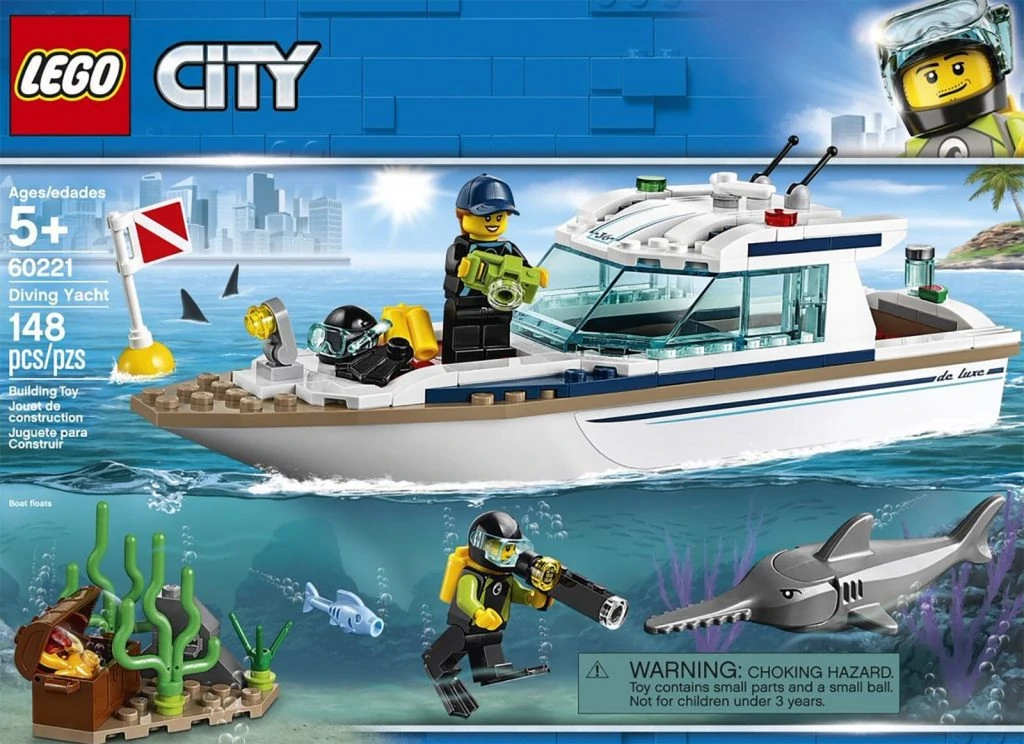 LEGO Caters for Divers with a New Diving Yacht 