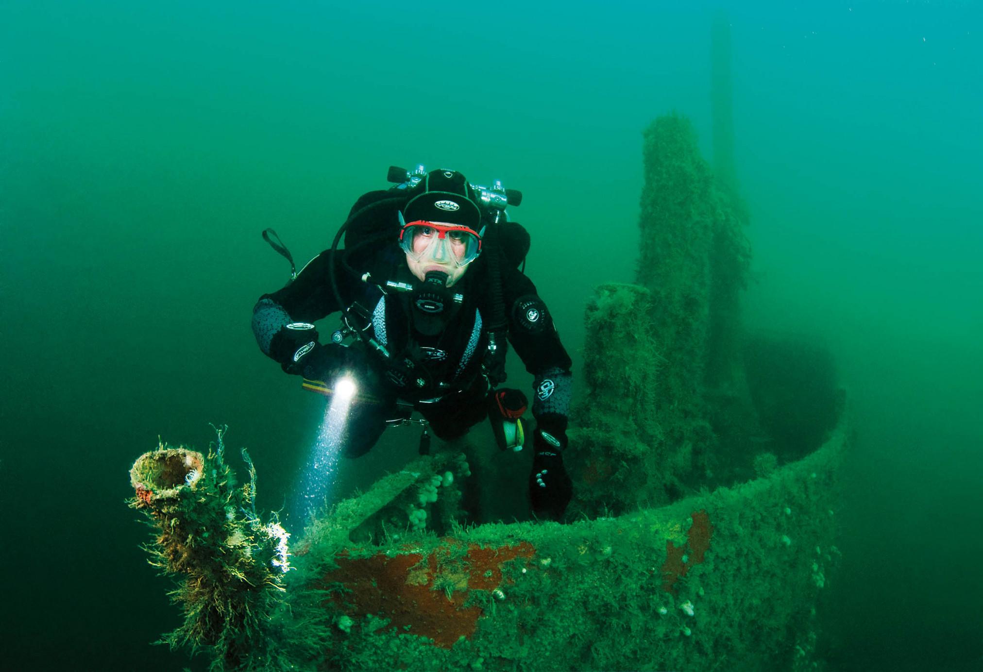 M2 Submarine 3
