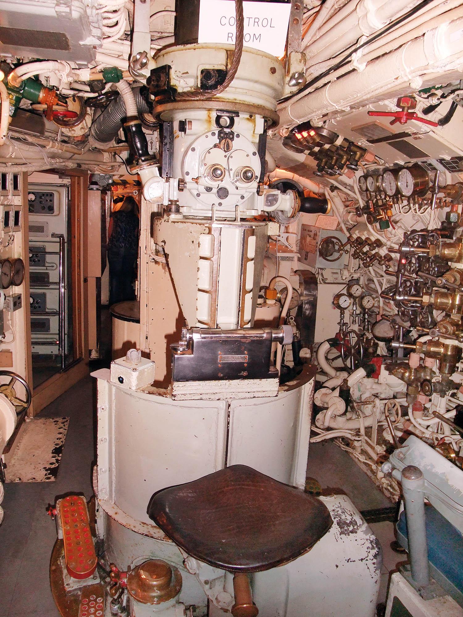 M2 Submarine 6
