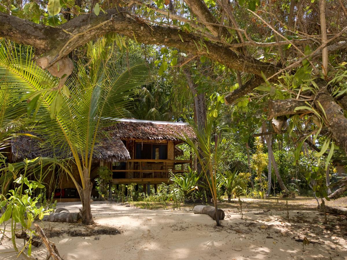 Papua New Guinea - The 5 Must-Visit Dive Resorts 16 Papua New Guinea - The 5 Must-Visit Dive Resorts