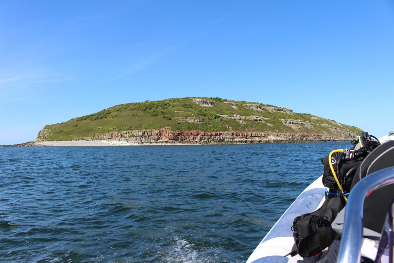 Diving Puffin Island, Above 18 Meters