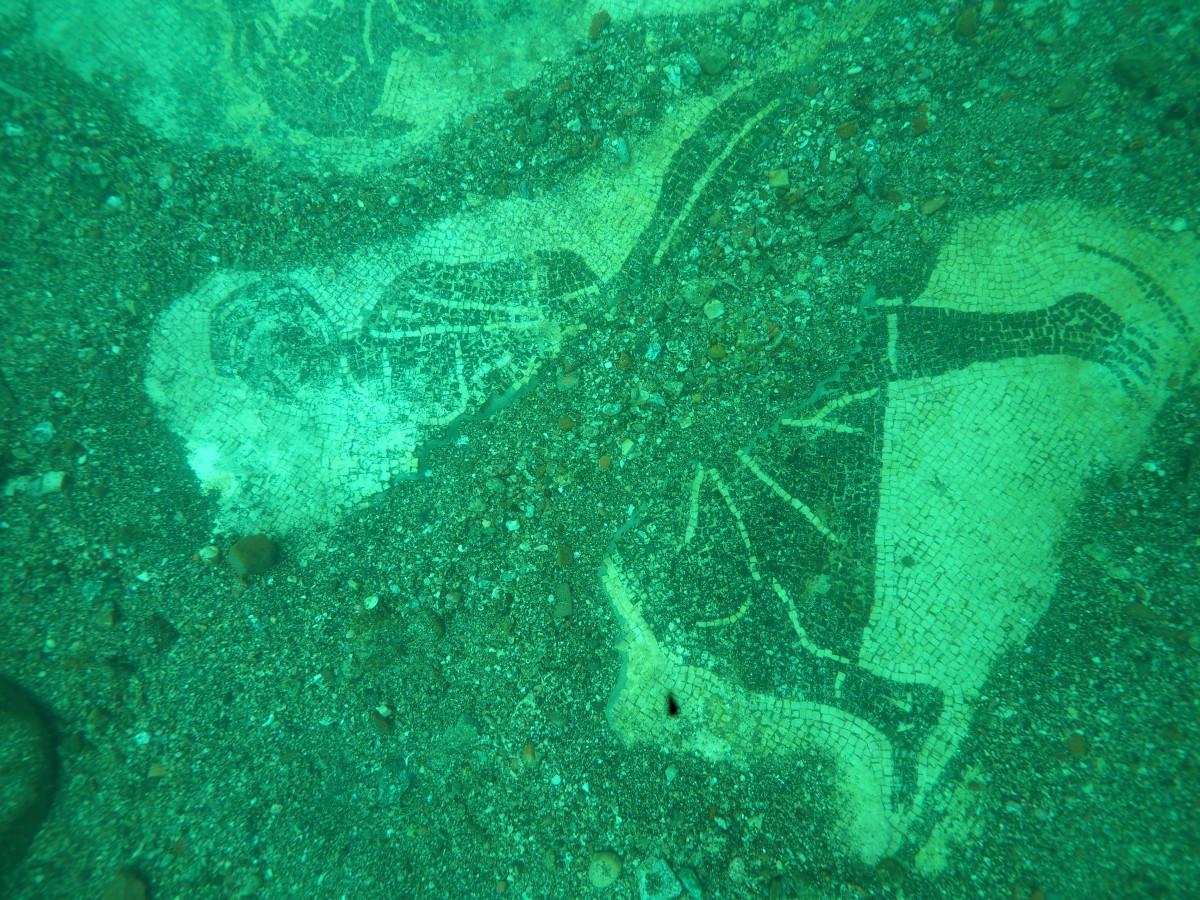 Italijanska Atlantida - Uron u povijest