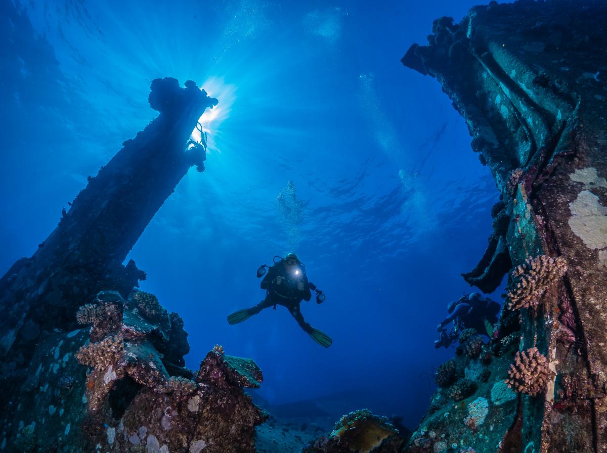 Working Underwater with Models