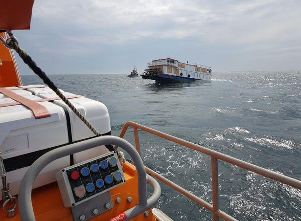 paddle steamer