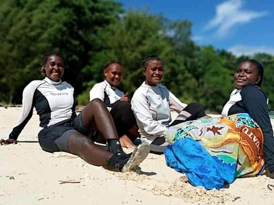 Learn to Dive with Miss Solomon Islands 