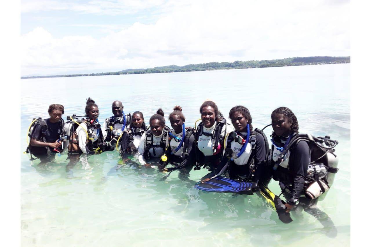 Learn to Dive with Miss Solomon Islands