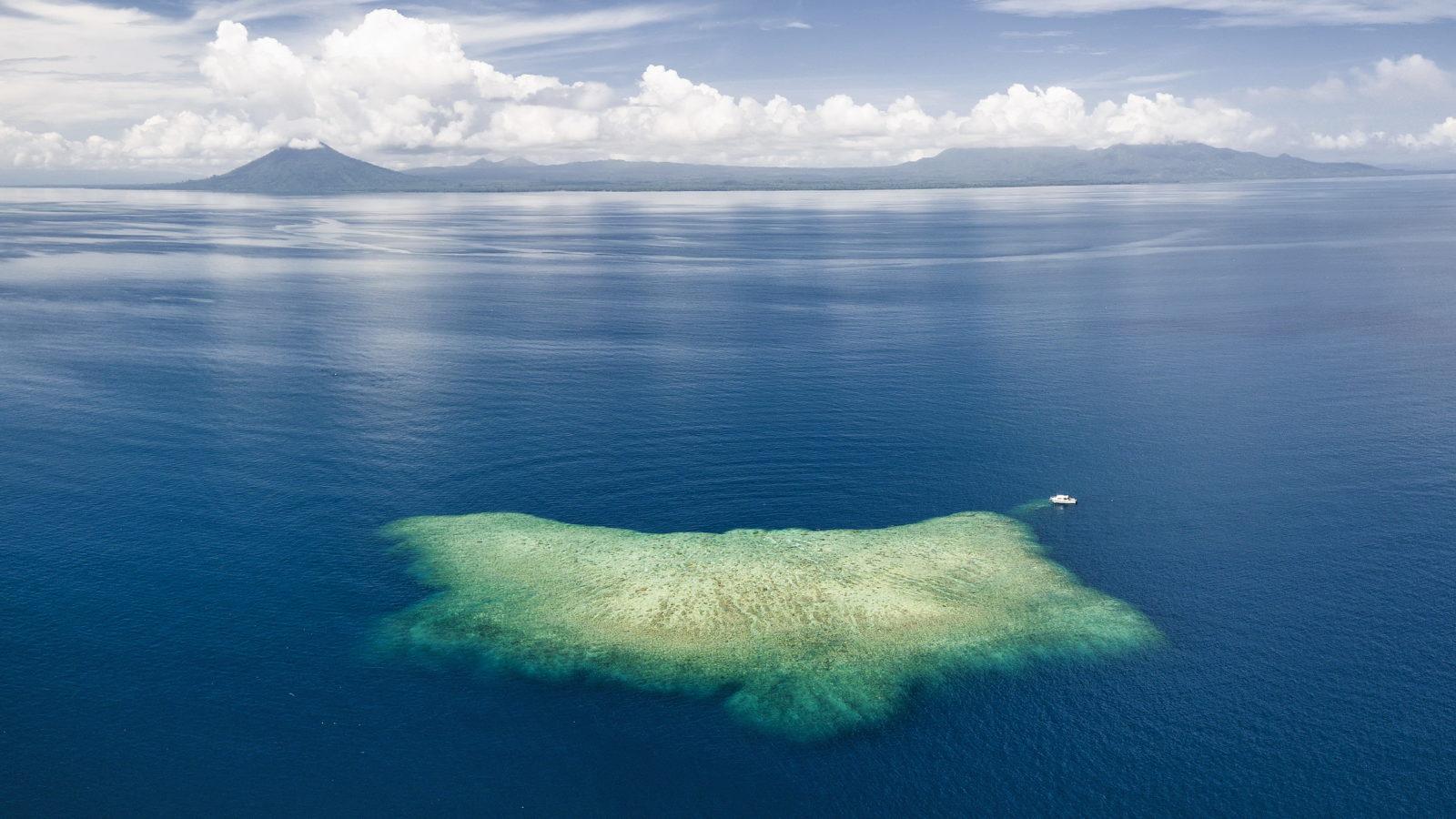 Kimbe Bay. Bay in Papua New Guinea