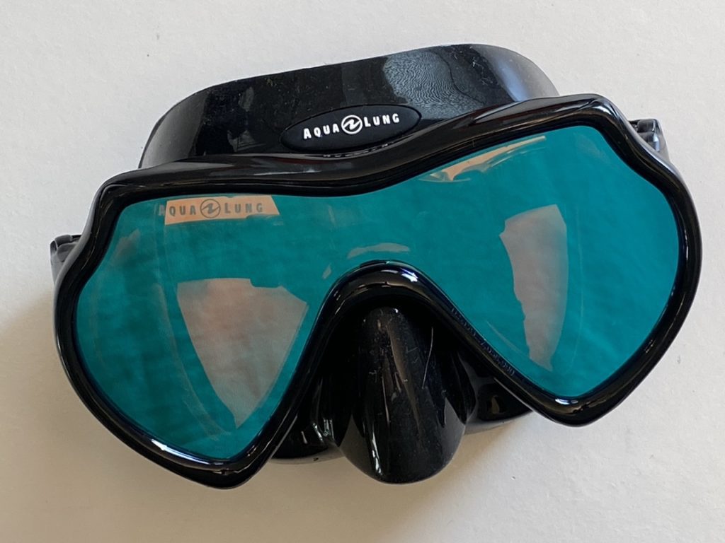 Scuba Masks: Aqua Lung Mistique DS (SRP: £86)