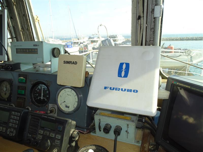 Well-equipped wheelhouse on liveaboard