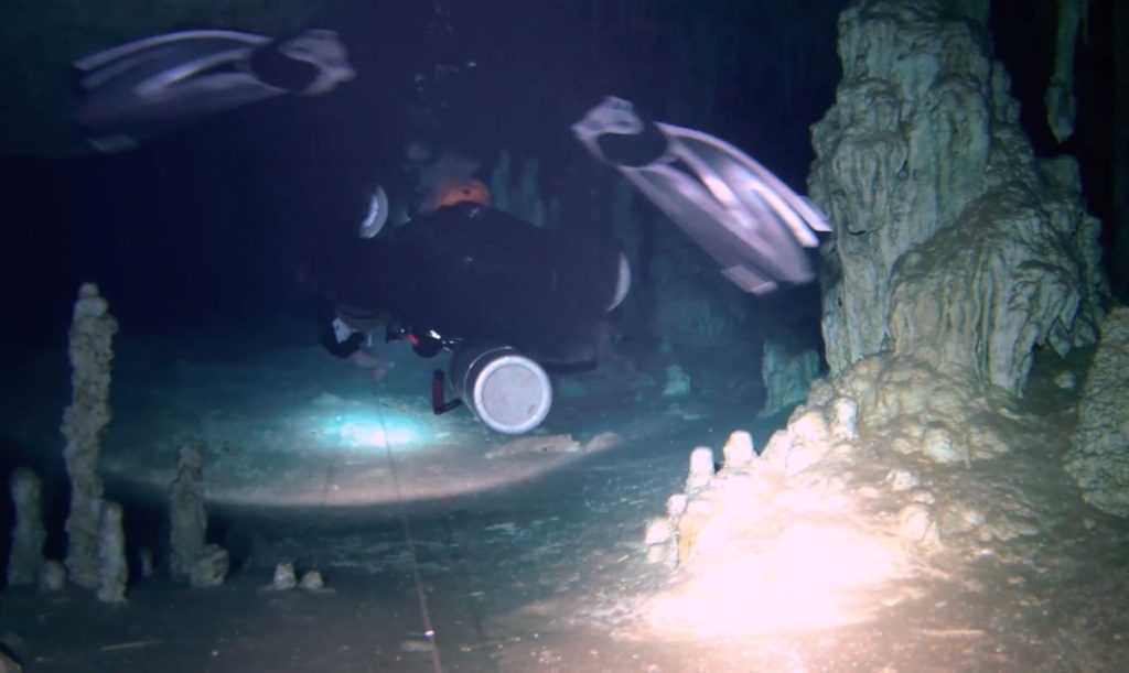 10 top tips for action camera users 14 Make use of white balance when using lights