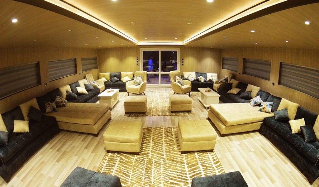 The comfortable, spacious lounge on the Sea Legend