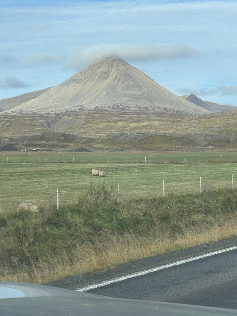 Volcano alongside the ring road