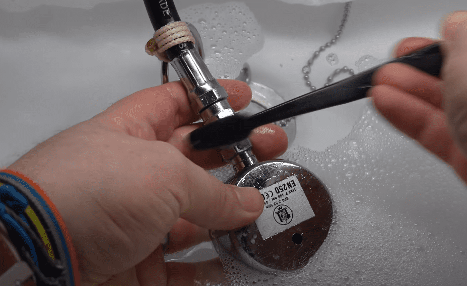 How To Store Regulators 10 External scrubbing of gauges