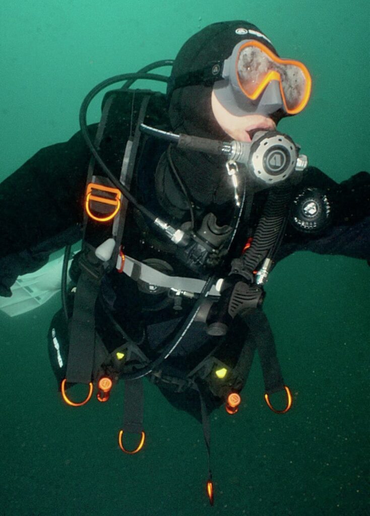Diver wearing the Apeks Exotec BCD