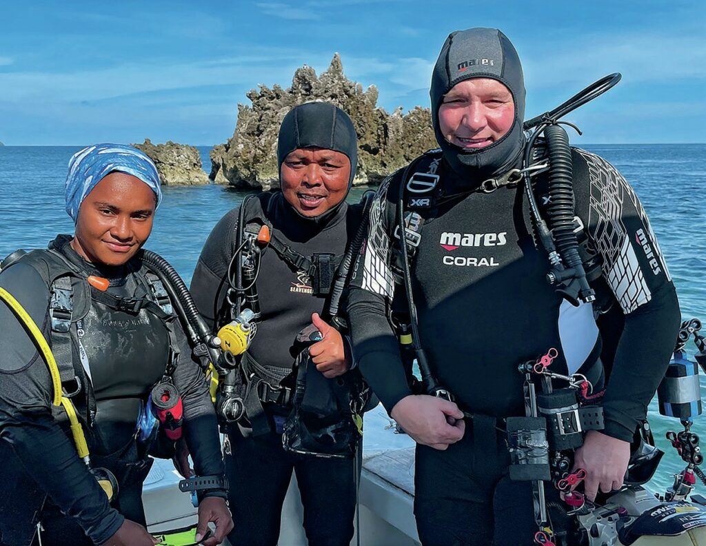 Dive 5,000 coming up with Noldy and Ruth from Misool Resort