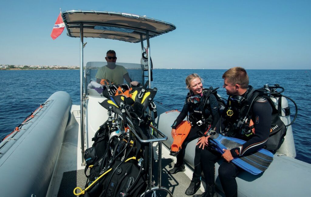 Heading out on a dive
