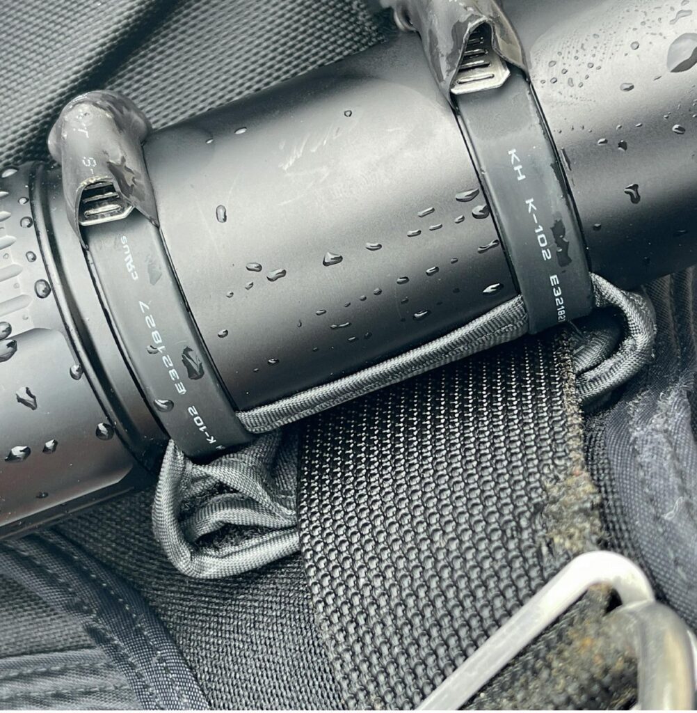 ORCATORCH D630 V2.0: Solid Primary Dive Torch 8 ORCATORCH D630 V2.0 side shot