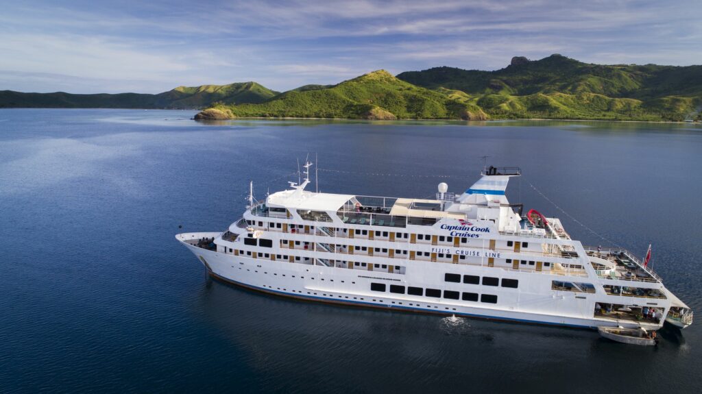 Captain Cook Cruises offer doe Solo Travellers