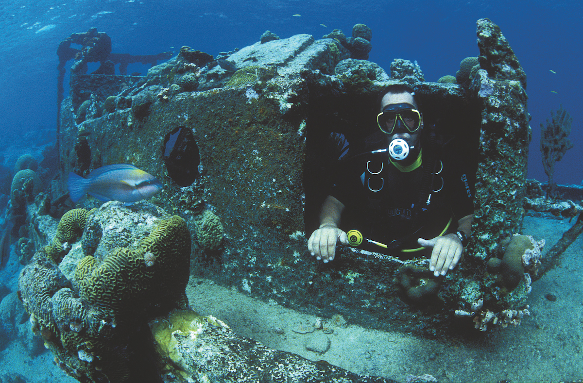 Best wreck dives in the Caribbean - Curacao